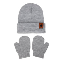 Carregar imagem no visualizador da galeria, Gorra de hilo con manoplas
