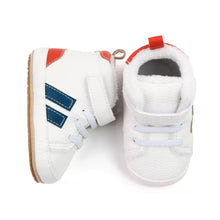 Cargar imagen en el visor de la galería, Champions caño alto peludo
