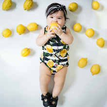 Carregar imagem no visualizador da galeria, Body negro estampado de limones frutas juego para hermanas
