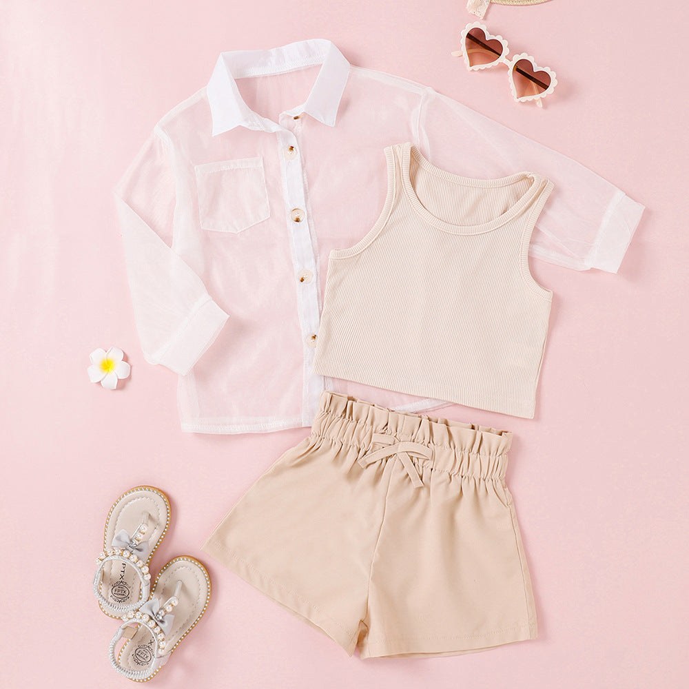 Blusa Crop Top con short y camisa transparente