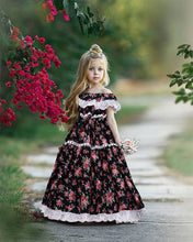 Carregar imagem no visualizador da galeria, Vestido largo floreado negro estilo Irinkac
