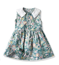 Cargar imagen en el visor de la galería, Vestido verde estampado de flores con cuello blanco
