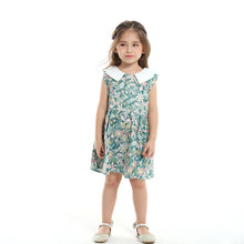 Cargar imagen en el visor de la galería, Vestido verde estampado de flores con cuello blanco
