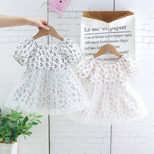Cargar imagen en el visor de la galería, Vestido blanco, estampado de flores y falso tutu
