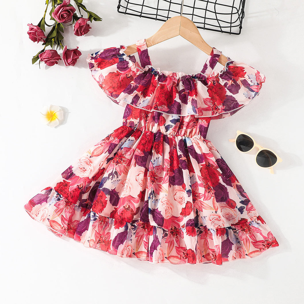 Vestido hombro recto rosa con estampa de flores