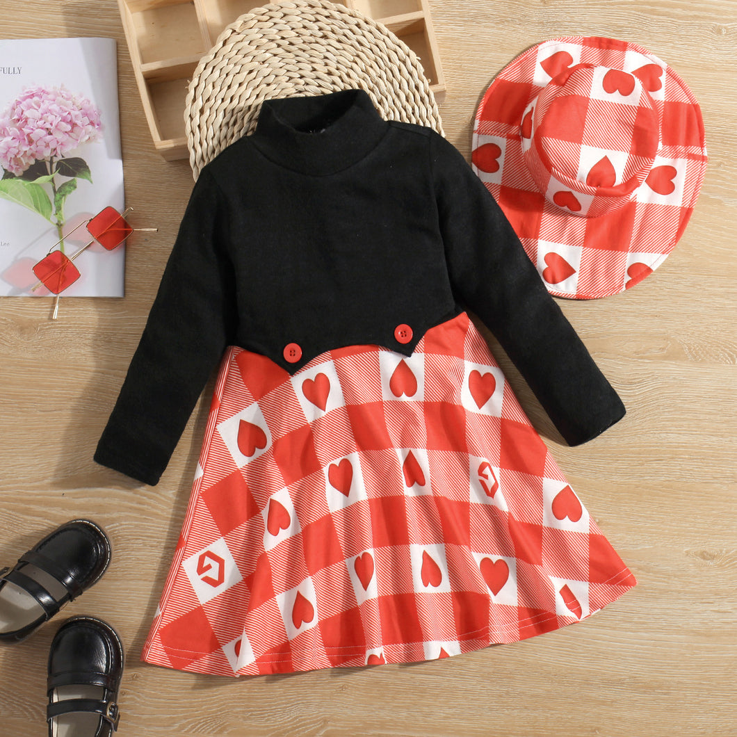 Vestido mangas largas cuello alto, negro y rojo, estampado de corazones, sombrero incluido