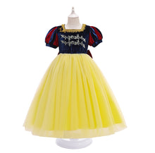 Cargar imagen en el visor de la galería, Vestido largo estilo Blancanieves con moño y detalles en el pecho
