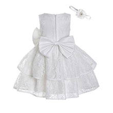 Carregar imagem no visualizador da galeria, Vestido elegante blanco, con encaje escalonado y moño, vincha incluido

