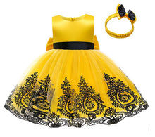 Cargar imagen en el visor de la galería, Vestido liso con encaje y vincha
