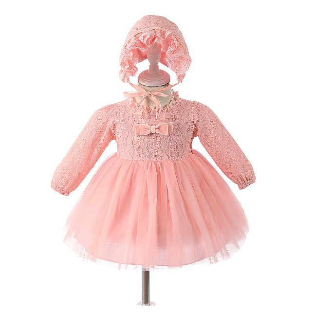Vestido rosa forro mangas largas con encaje , moño y gorra