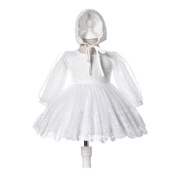 Vestido blanco manga larga de tul con gorra y detalles de broderie