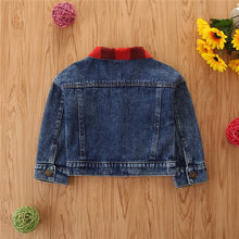 Cargar imagen en el visor de la galería, Campera jeans con detalles cuadrille
