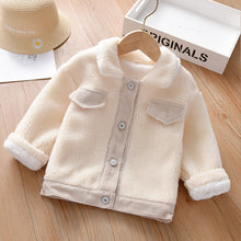 Carregar imagem no visualizador da galeria, Campera crema polar
