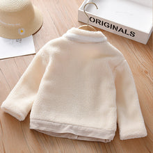 Carregar imagem no visualizador da galeria, Campera crema polar

