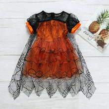 Cargar imagen en el visor de la galería, Vestido con tutu detalles y capa de gasa de tela araña
