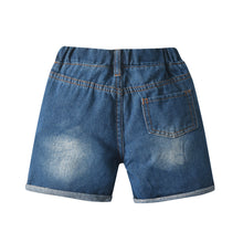 Cargar imagen en el visor de la galería, Short de jeans rasgado
