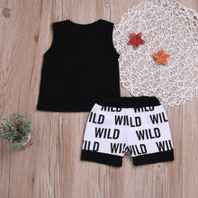 Carregar imagem no visualizador da galeria, Musculosa negra y short con letras
