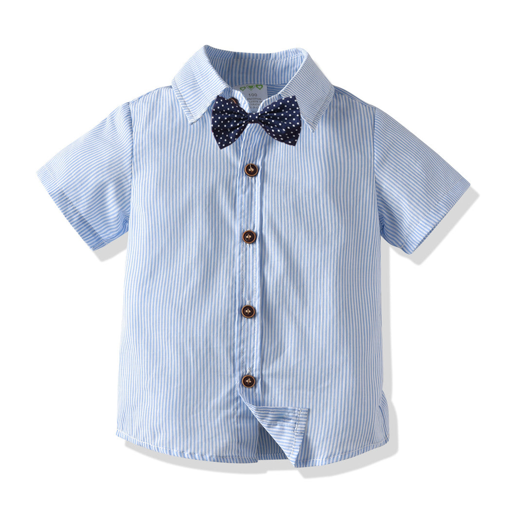 Camisa celeste a rayas y moño