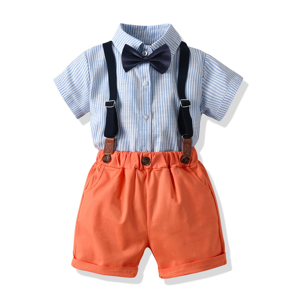 Camisa celeste + moño + short naranja + tirantes