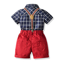 Cargar imagen en el visor de la galería, Camisa azul marino a rayas con short rojo, tirante y moño
