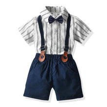 Carregar imagem no visualizador da galeria, Camisa blanca a rayas, short azul con tirantes y moño
