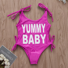 Cargar imagen en el visor de la galería, Traje de baño con letras pink
